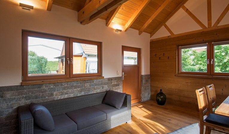 VeroBoard Rapid Innenraum Tiny House, Gartenhaus mit Naturstein, Holz, Putz